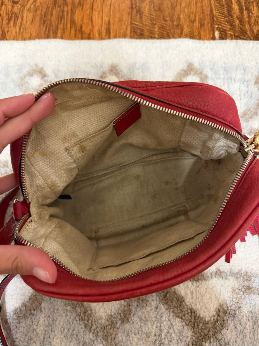 Gucci Red Pebbled Leather Crossbody with Tassel - Picture 5 of 5
